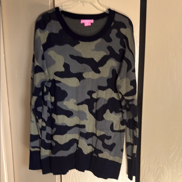 Camouflage Sweater - Picture 1 of 3